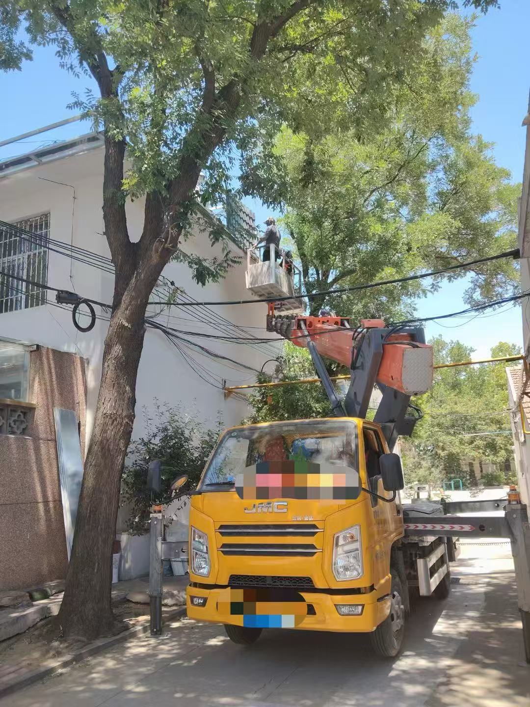 福清市高空作业车能吊装重物吗？最大承载多少公斤？